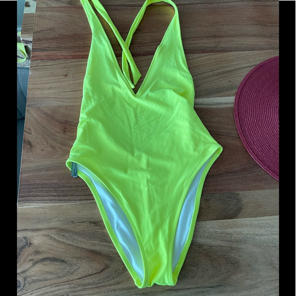 Aerie Bodysuit ☀️